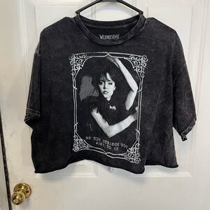 Black Wednesday cropped large Graphic Tee NWOT